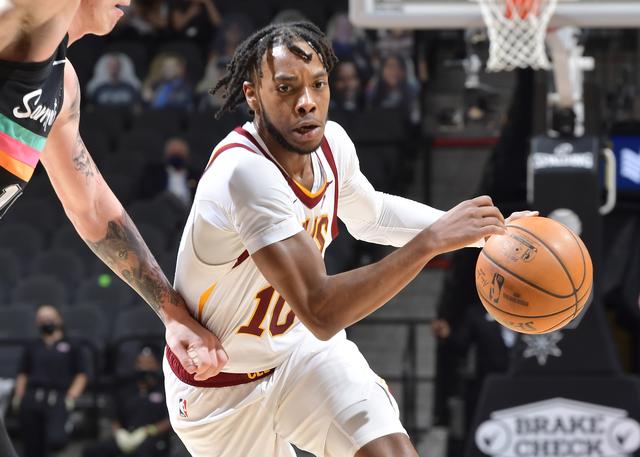 的霸主地位 的霸主地位