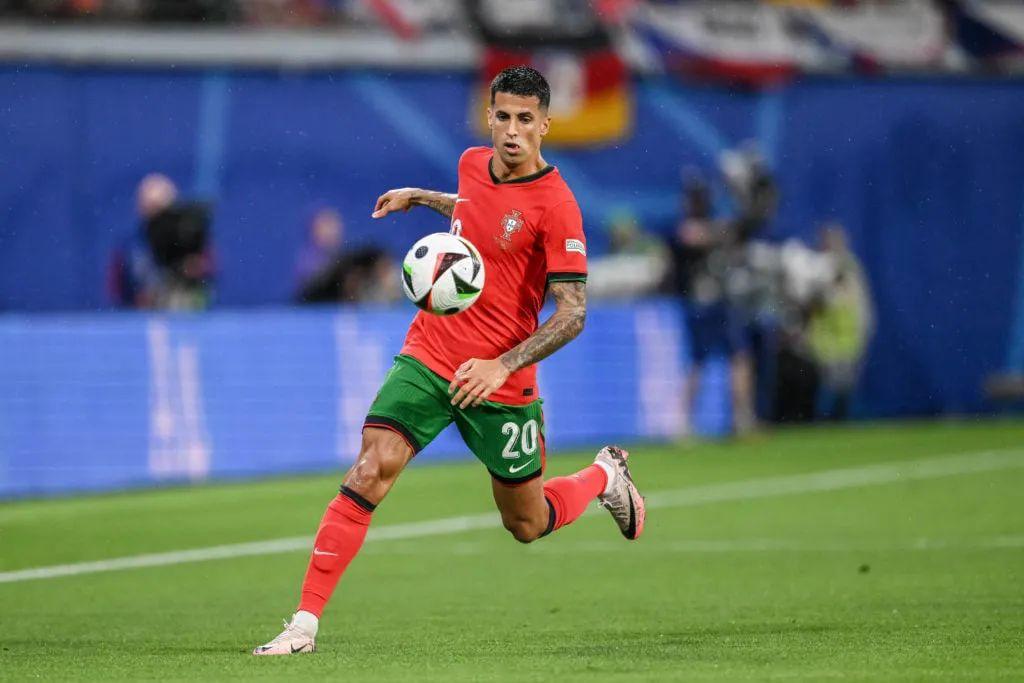 因于外部 因于外部