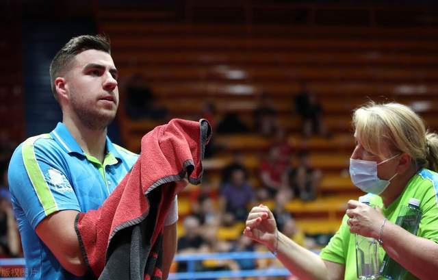 前参考的读 前参考的读